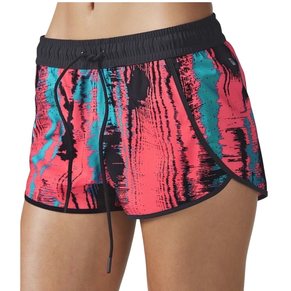 Fabletics Women’s Carrie II Heat wave shorts, black, pink, teal, Size XS